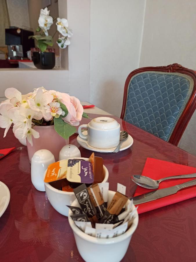 Crystal Hotel & Savour CBG Eksteriør billede