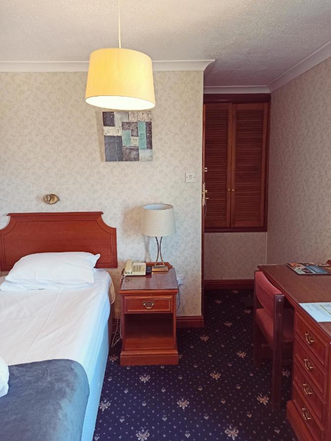 Crystal Hotel & Savour CBG Eksteriør billede