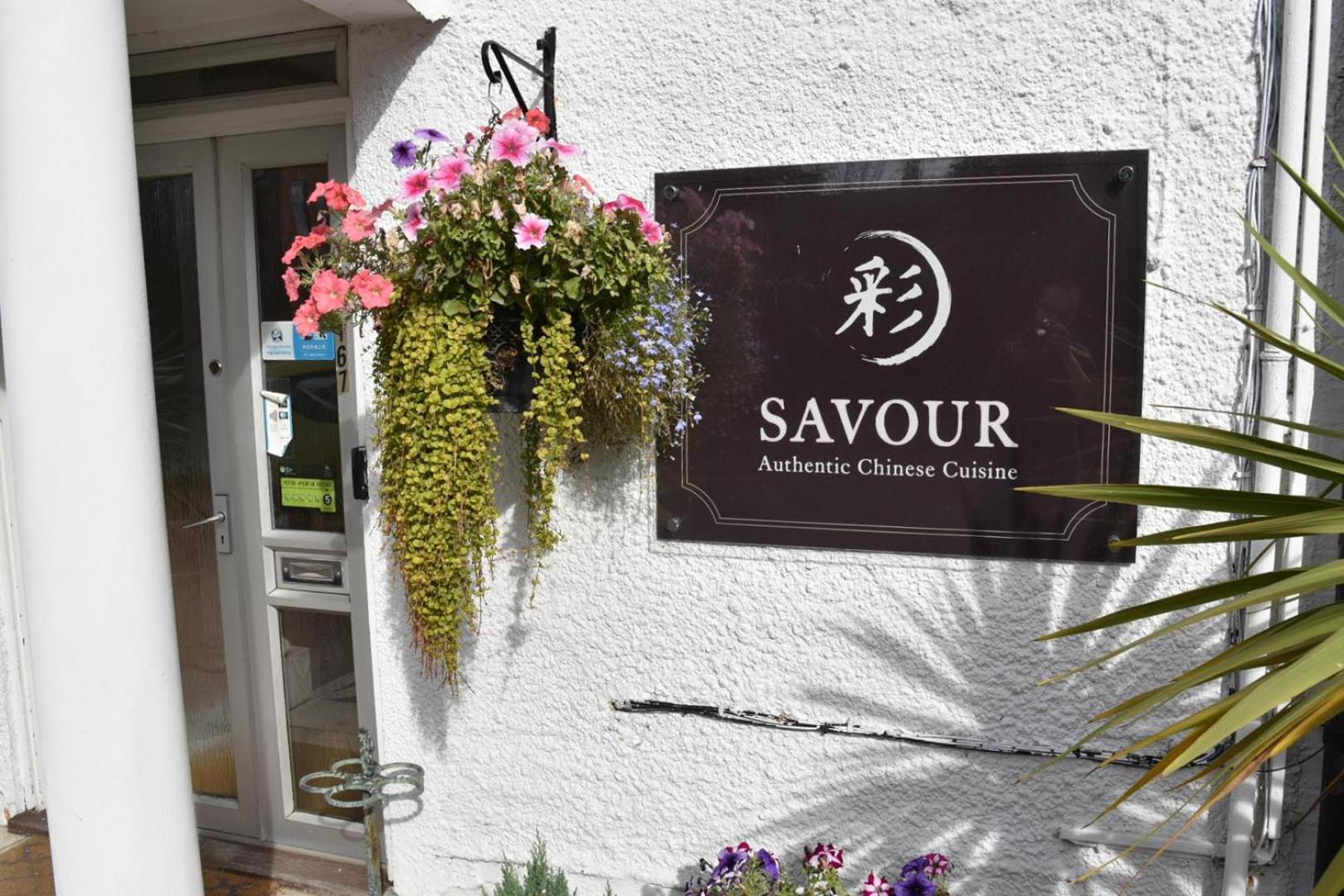 Crystal Hotel & Savour CBG Eksteriør billede